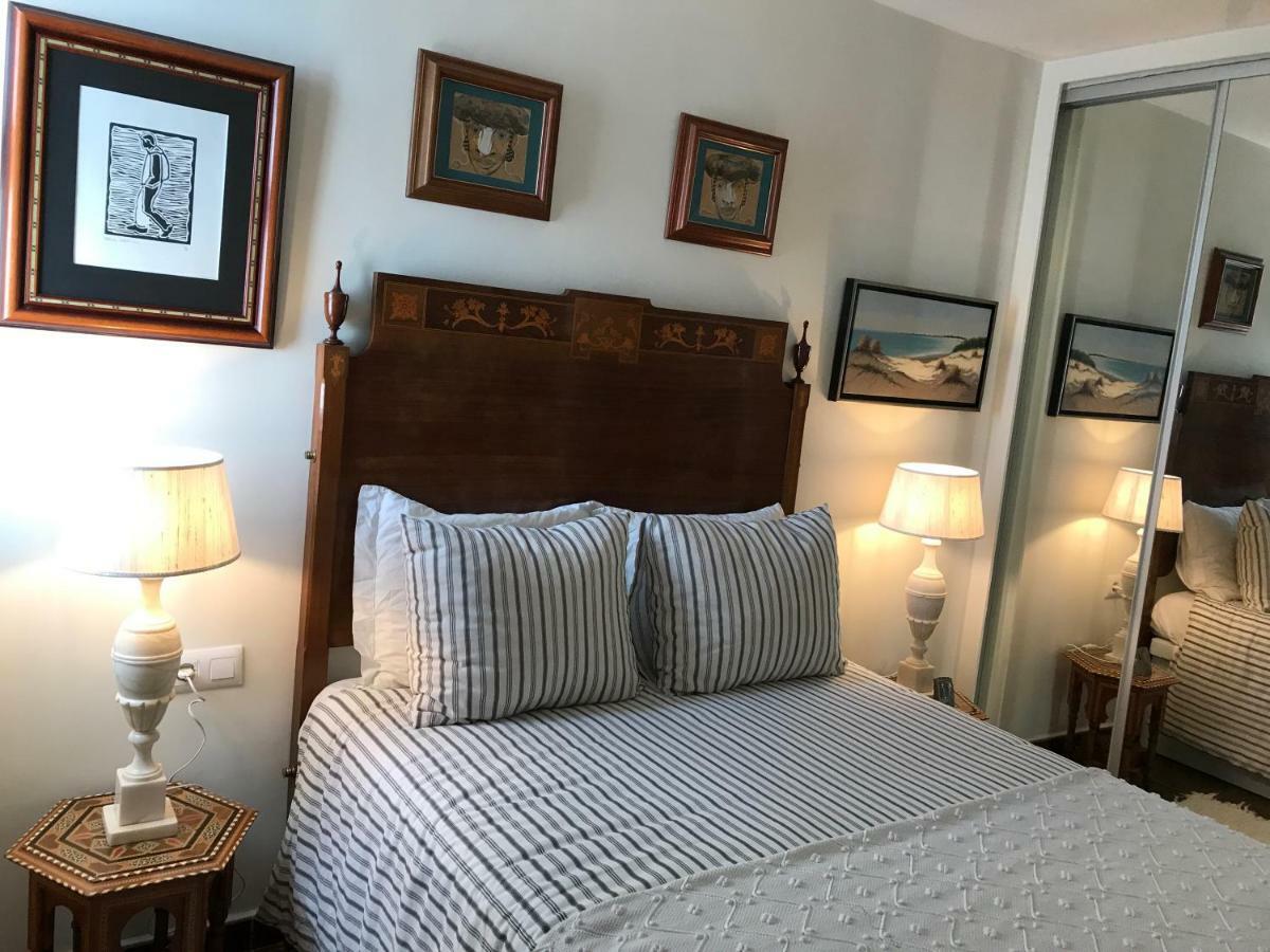 Apartamento Con Terraza,A 100M Playa Costilla Y Frente Al Castillo Rota Kültér fotó